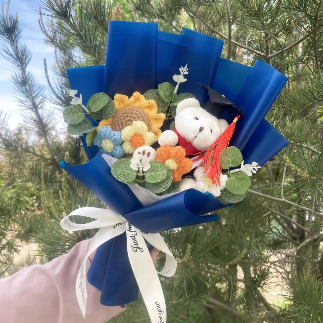Hello Kitty Plush Bouquet — Kawaii Sanrio Graduation & Birthday Gift