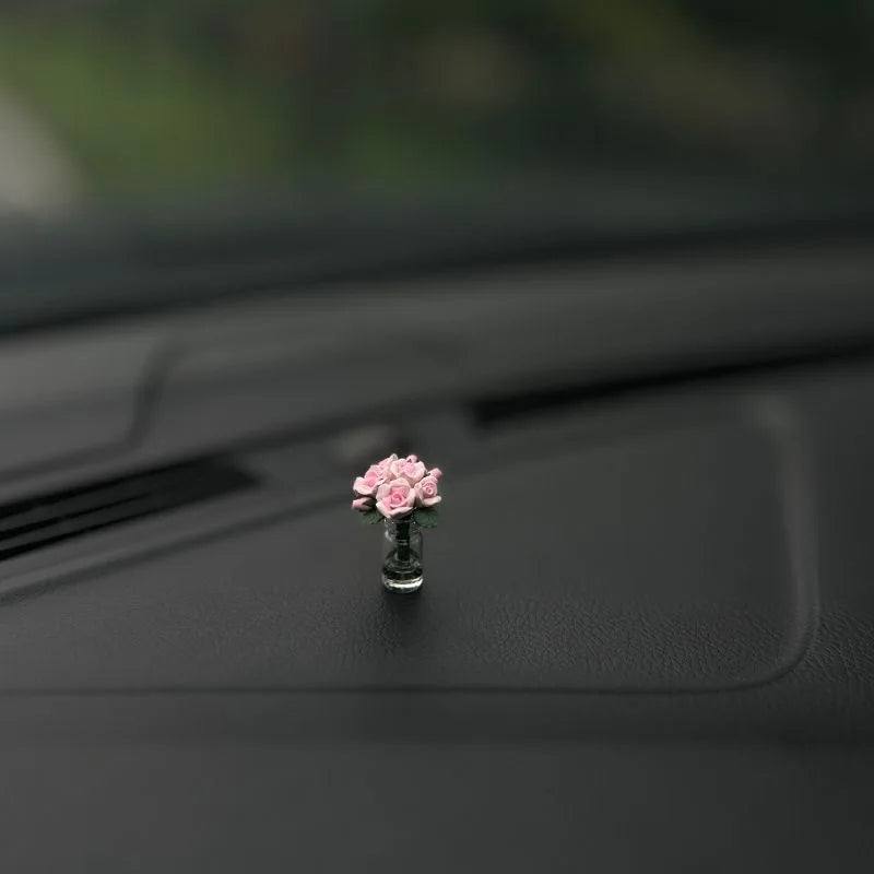 Mini Car Flower Vase — Cute Rose & Sunflower Dashboard Decor Clip