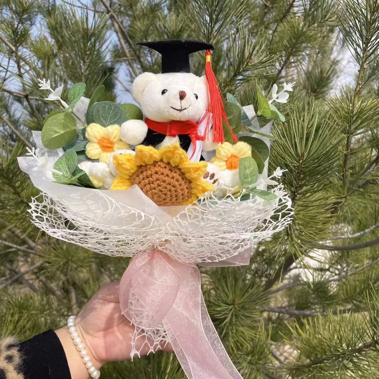 Hello Kitty Plush Bouquet — Kawaii Sanrio Graduation & Birthday Gift